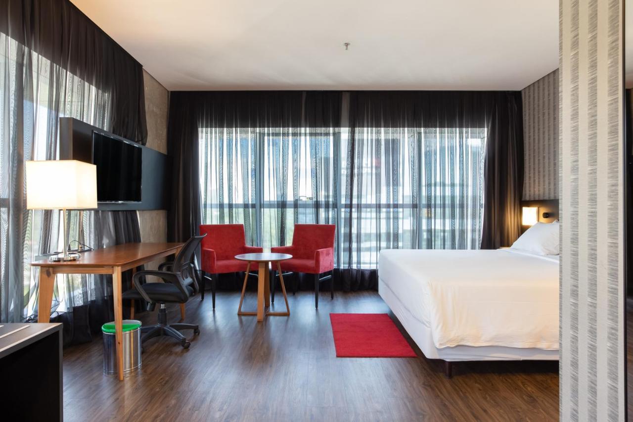 Hilton Garden Brava
