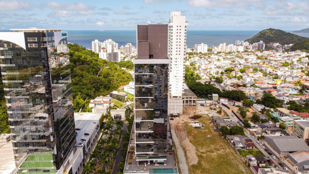 Hilton Garden Brava Hotel