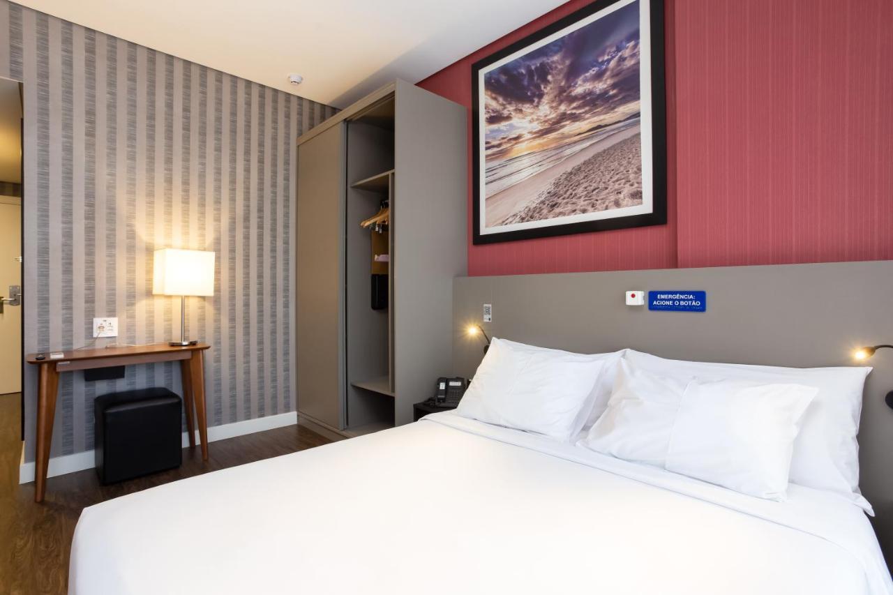 Hilton Garden Brava Hotel Itajaí