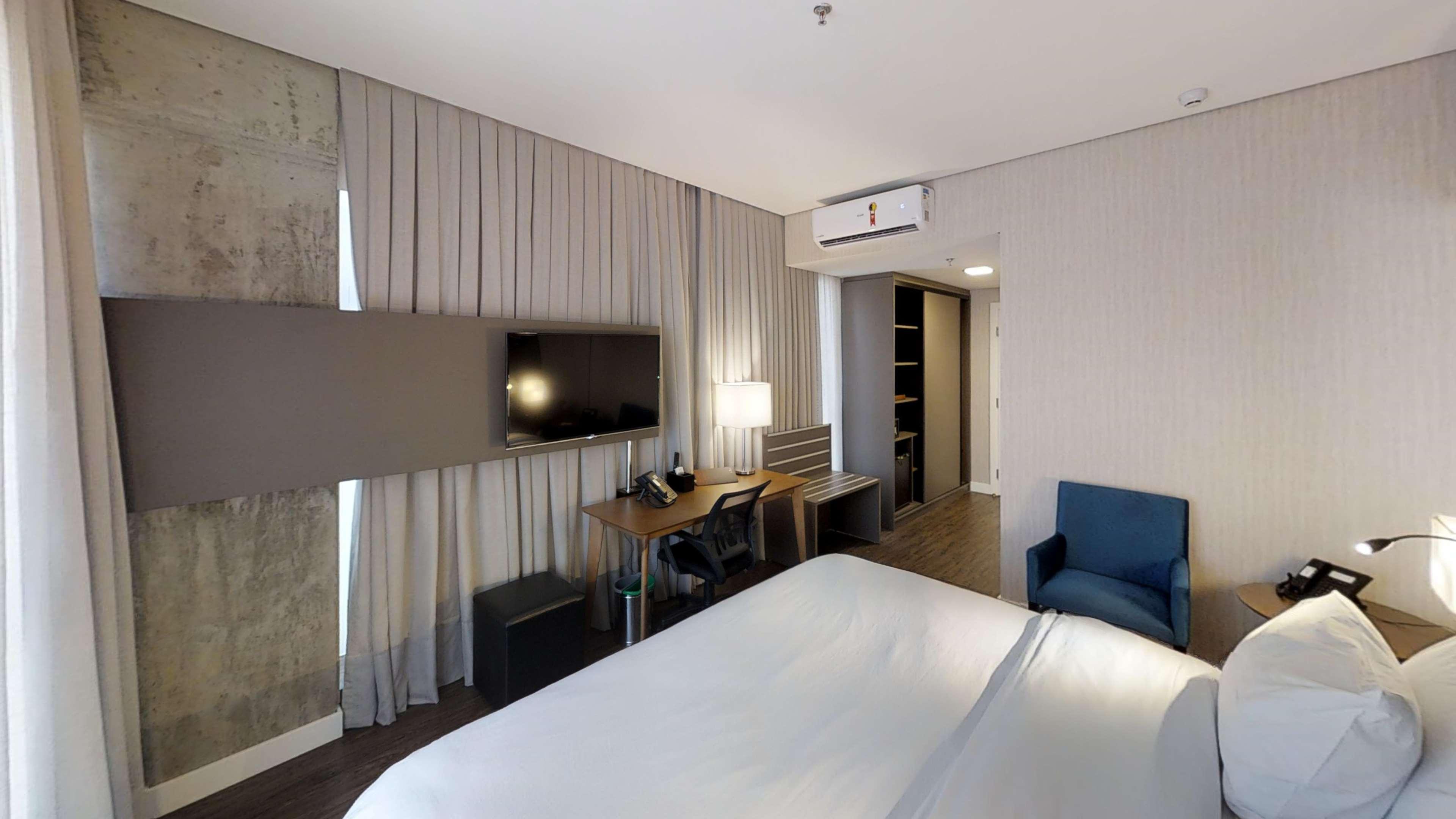 Hilton Garden Brava Hotel Itajaí