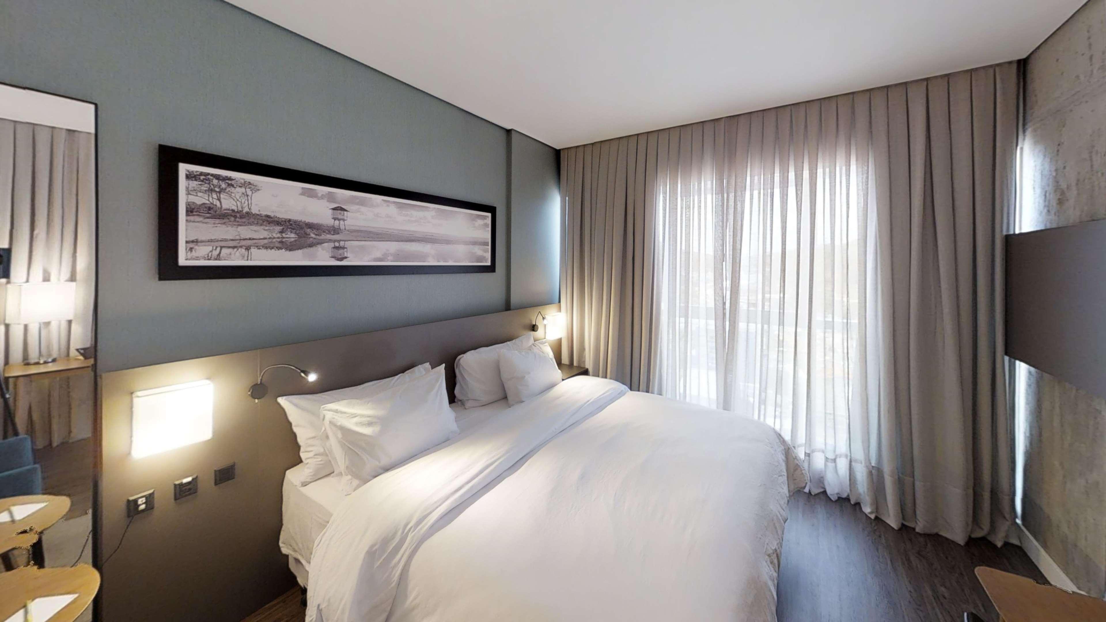 Hotel Hilton Garden Brava 4*